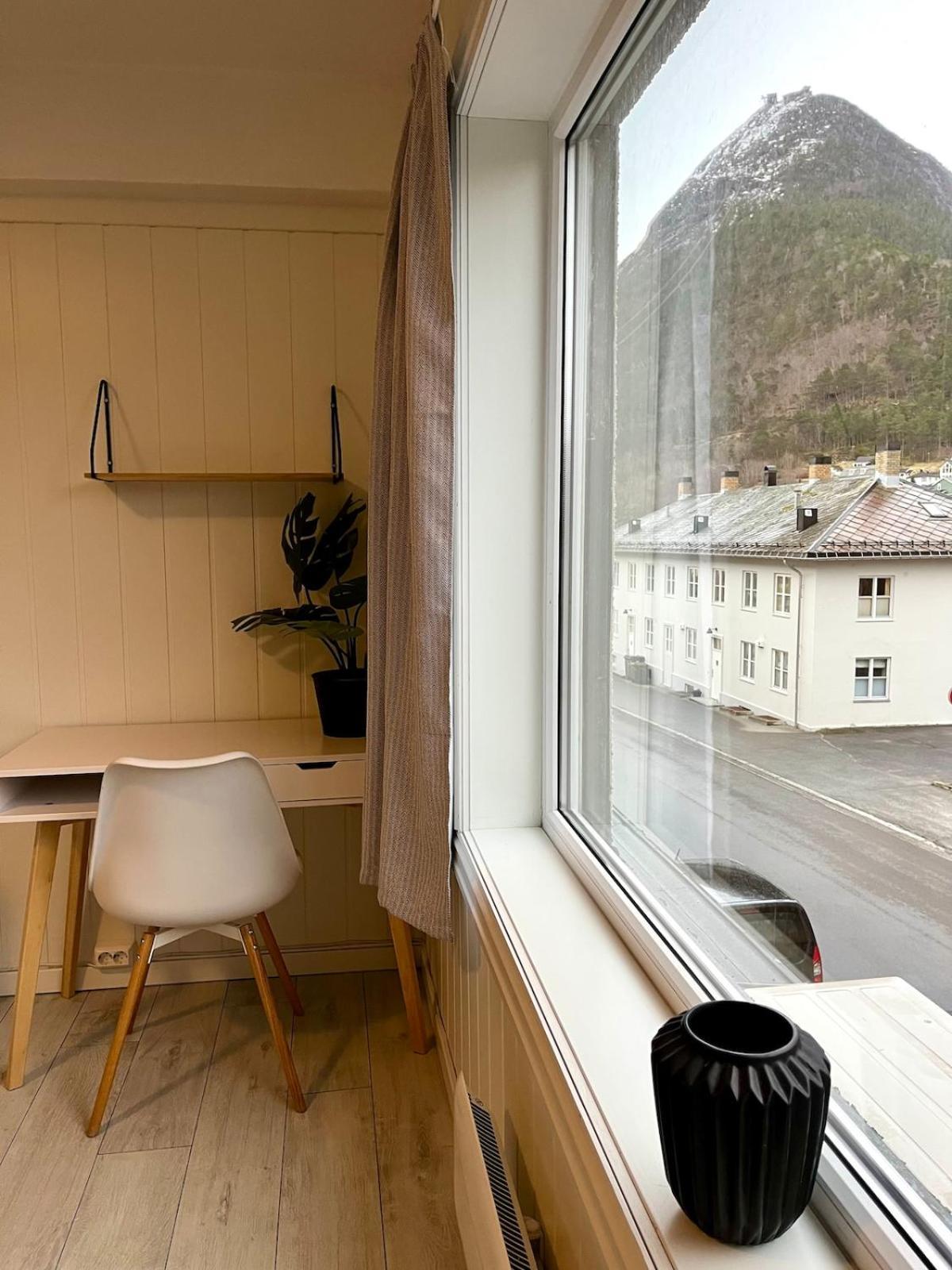 Apartment In The Heart Of Åndalsnes Esterno foto