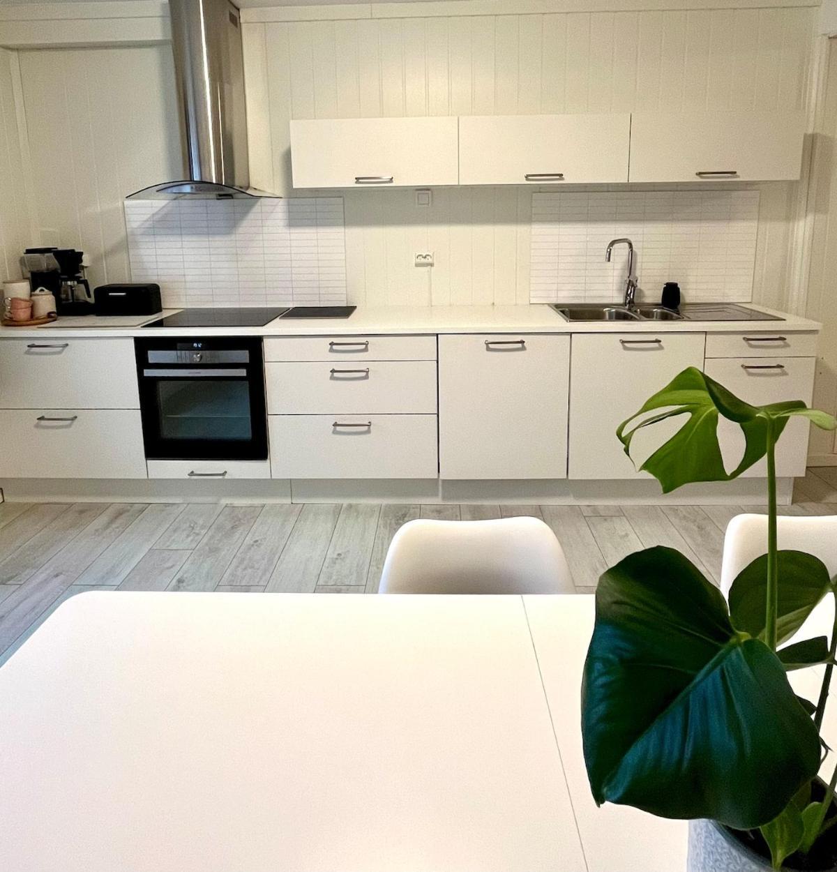 Apartment In The Heart Of Åndalsnes Esterno foto